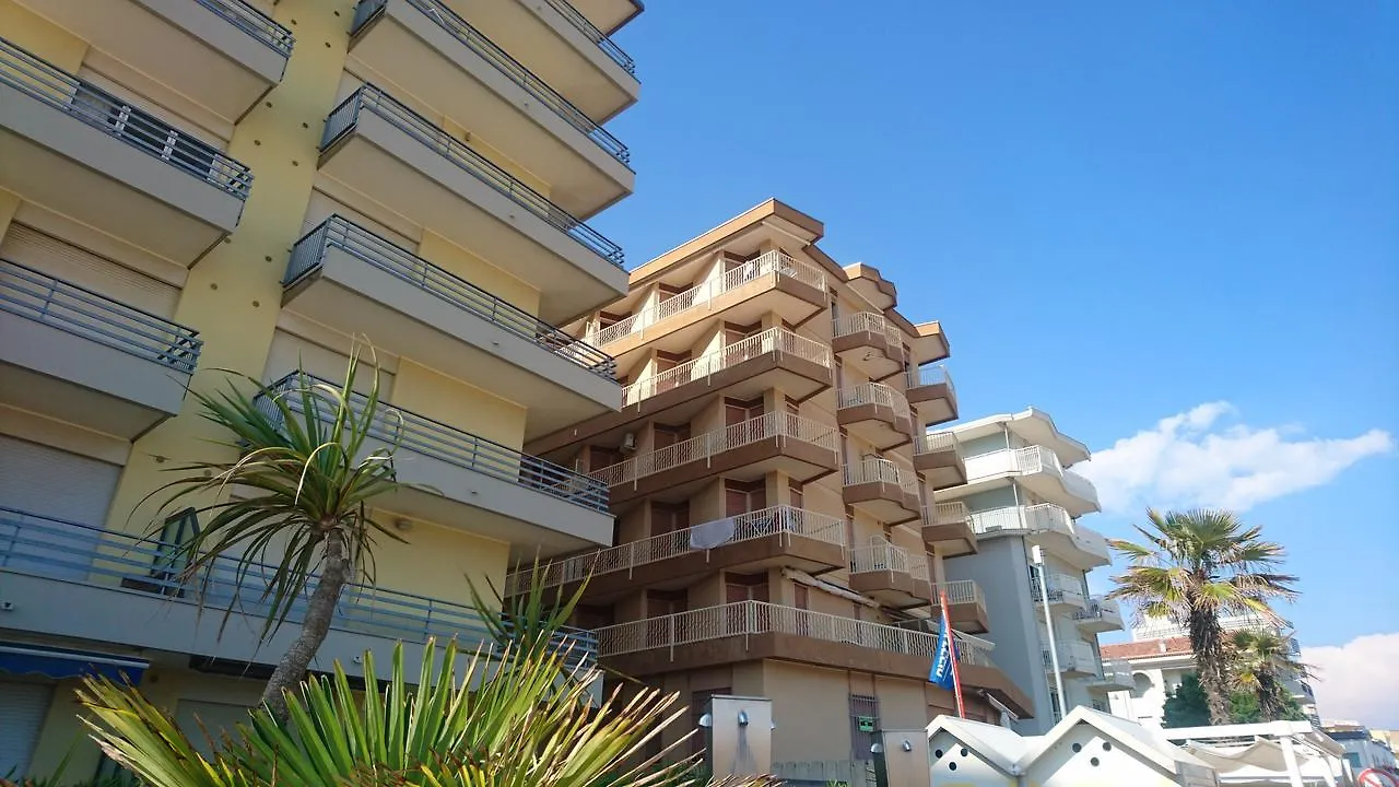 Condominio Union Lido di Jesolo 0*,